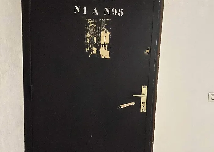 Neves - Location: Joli Pour 4 Personnes, Etage Eleve, Balcon Ensoleille, Dans Un Quartier Anime Val Thorens