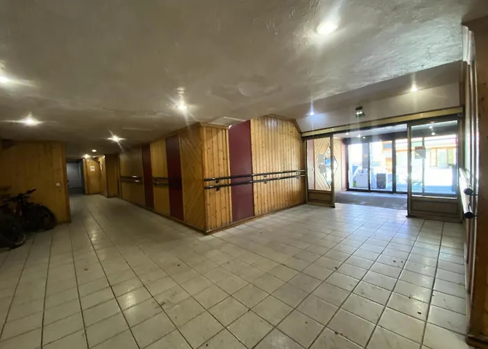 Lejlighed Neves - Location: Joli Pour 4 Personnes, Etage Eleve, Balcon Ensoleille, Dans Un Quartier Anime Val Thorens