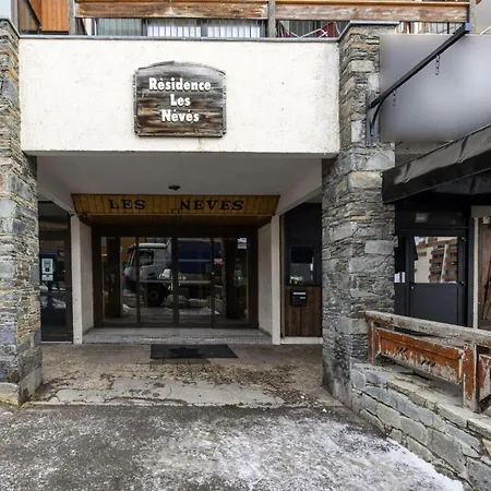 Neves - Location: Joli Pour 4 Personnes, Etage Eleve, Balcon Ensoleille, Dans Un Quartier Anime 아파트 발토랑스