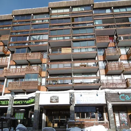 Neves - Location: Joli Pour 4 Personnes, Etage Eleve, Balcon Ensoleille, Dans Un Quartier Anime