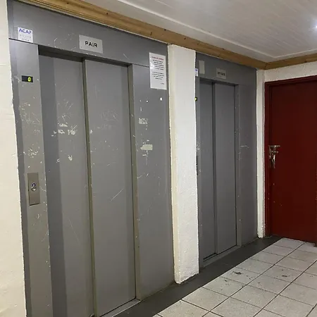 Neves - Location: Joli Pour 4 Personnes, Etage Eleve, Balcon Ensoleille, Dans Un Quartier Anime Val Thorens
