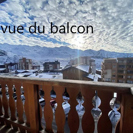 Neves - Location: Joli Pour 4 Personnes, Etage Eleve, Balcon Ensoleille, Dans Un Quartier Anime *