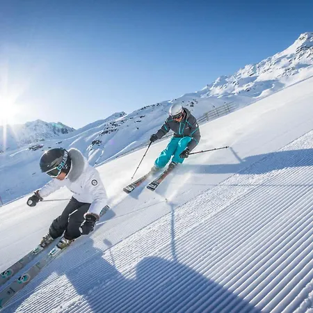 Neves - Location: Joli Pour 4 Personnes, Etage Eleve, Balcon Ensoleille, Dans Un Quartier Anime * Val Thorens