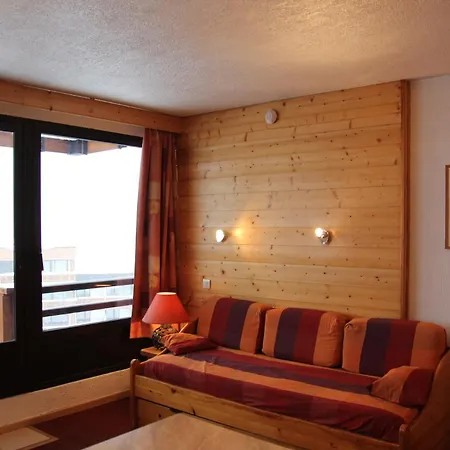 Neves - Location: Joli Pour 4 Personnes, Etage Eleve, Balcon Ensoleille, Dans Un Quartier Anime *